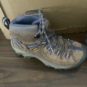 KEEN Kids' Brown and Gray Outdoor Boots